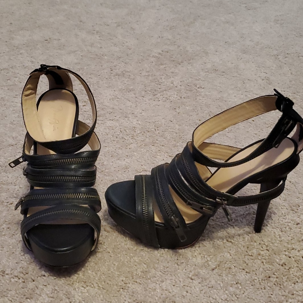 Shoes heels